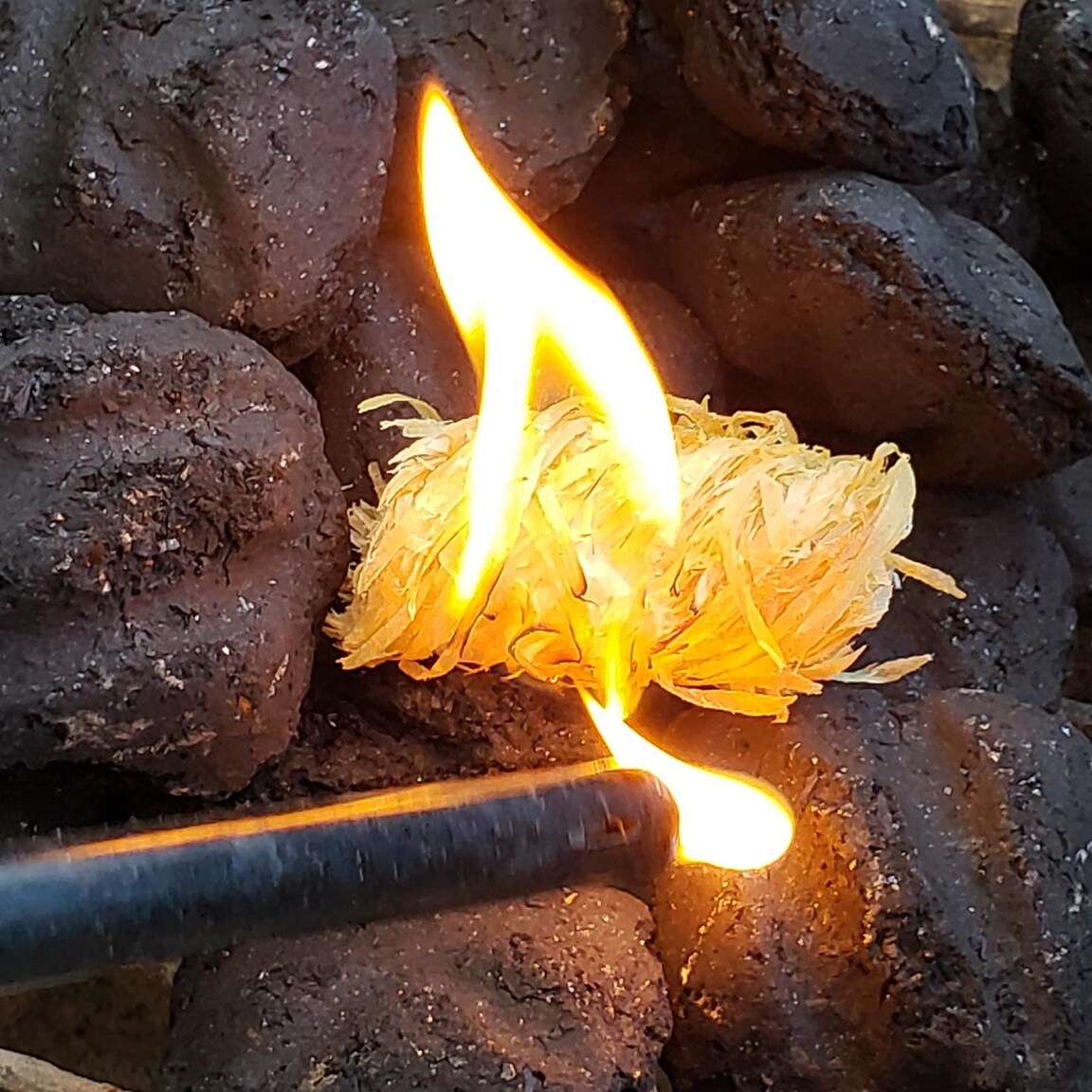 BBQ Dragon Dragon Egg Fire Starters