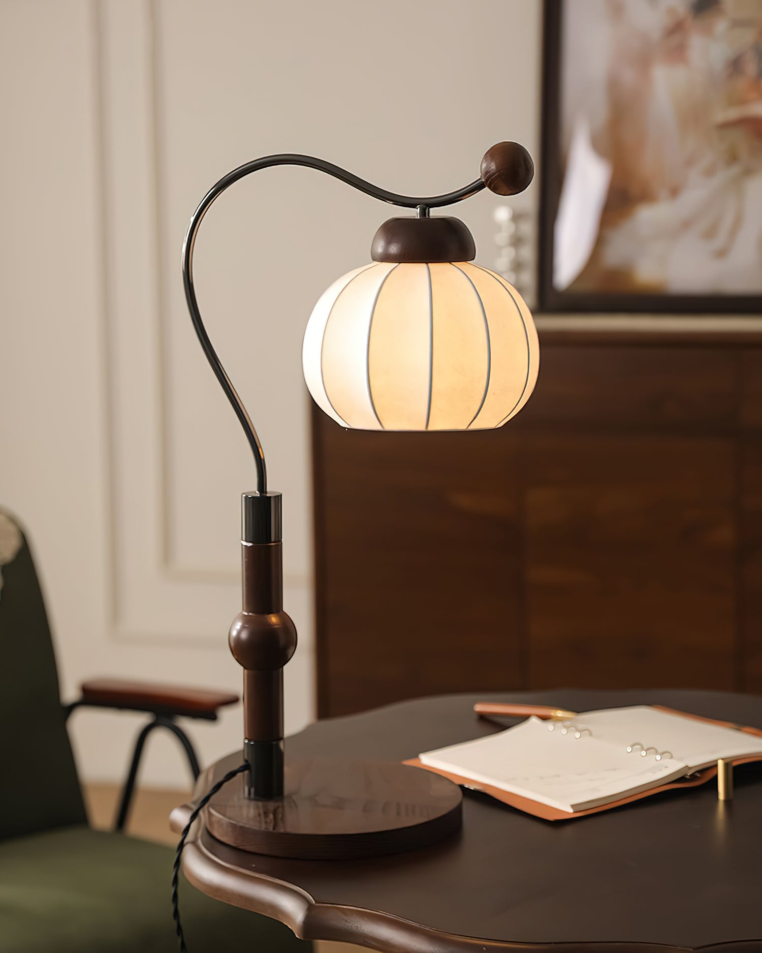 Silk Globe Table Lamp