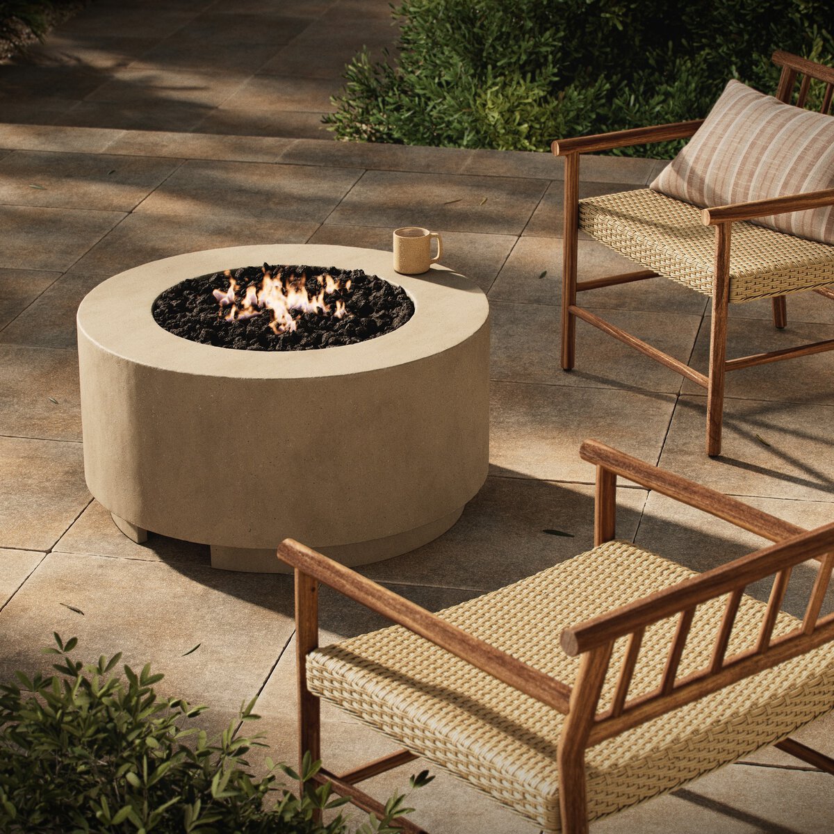 Braydon Outdoor Fire Table