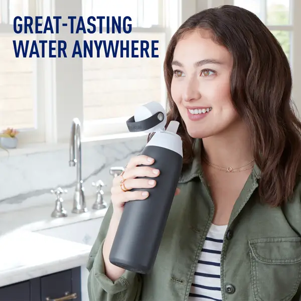 Brita 20 oz Premium Filtering Bottle