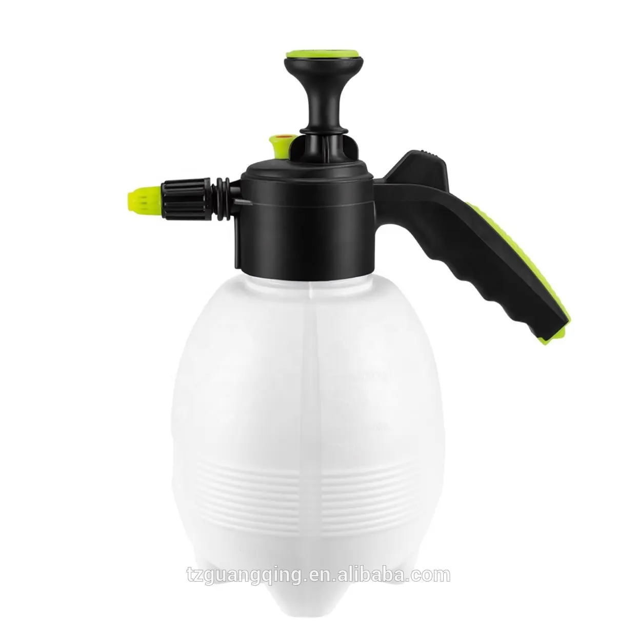 2L hand pump pressure sprayer bottle  garden plastic spray bottle