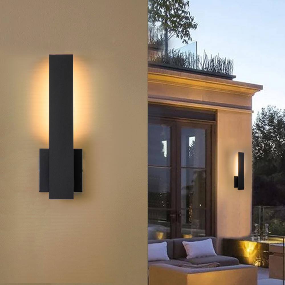 Laplusbelle 1 Light Matte Black Aluminum Hardwired LED Outdoor Wall Lantern Sconce 2-Pack LA2279-2W