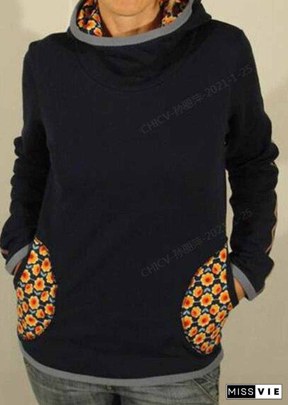 Black Long Sleeve Printed Sweatshirts