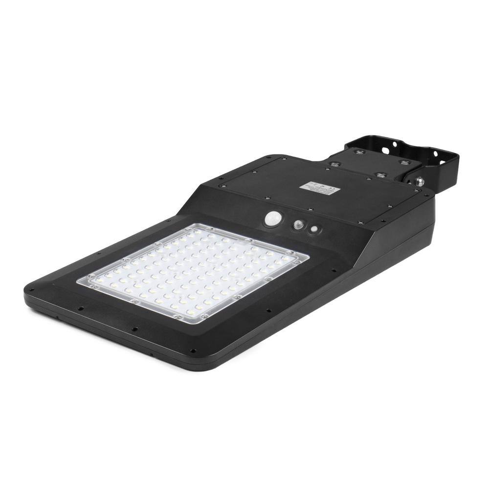 Wagan Tech 4800 Lumens Black Motion Activated Solar Powered Outdoor Integrated LED Landscape Flood Light EL8592