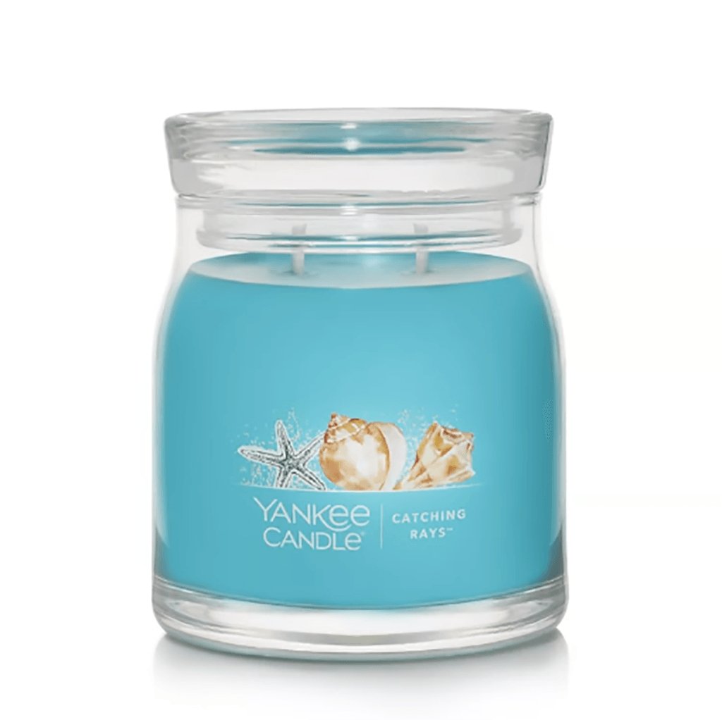 Yankee Candle  Signature Medium Jar Candle in Catching Rays™