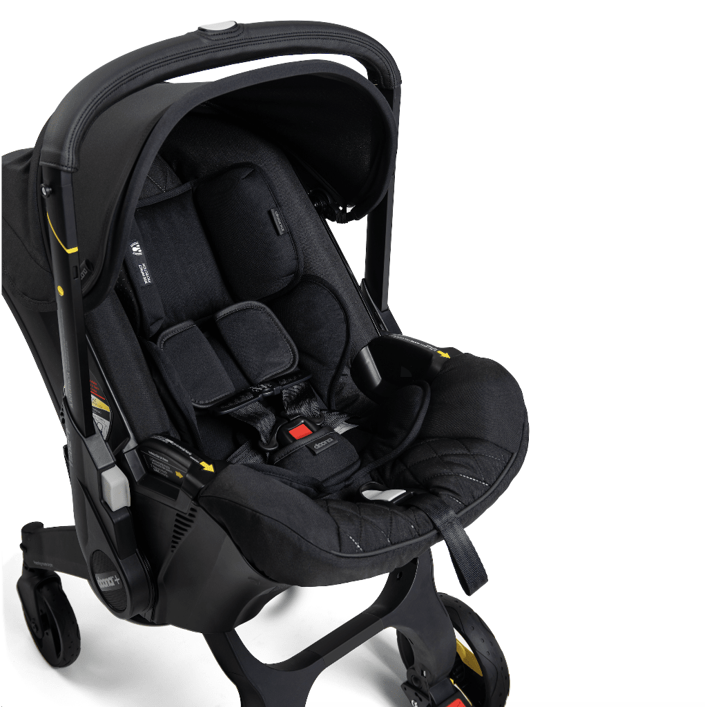 doona-infant-car-seat-stroller-and-base-midnight-special-edition