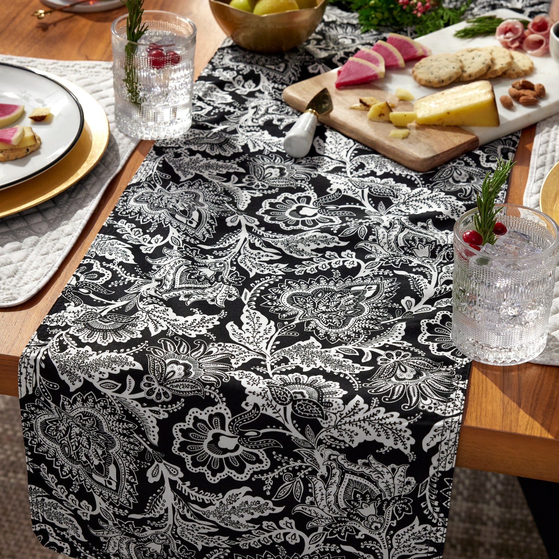 Table Runner