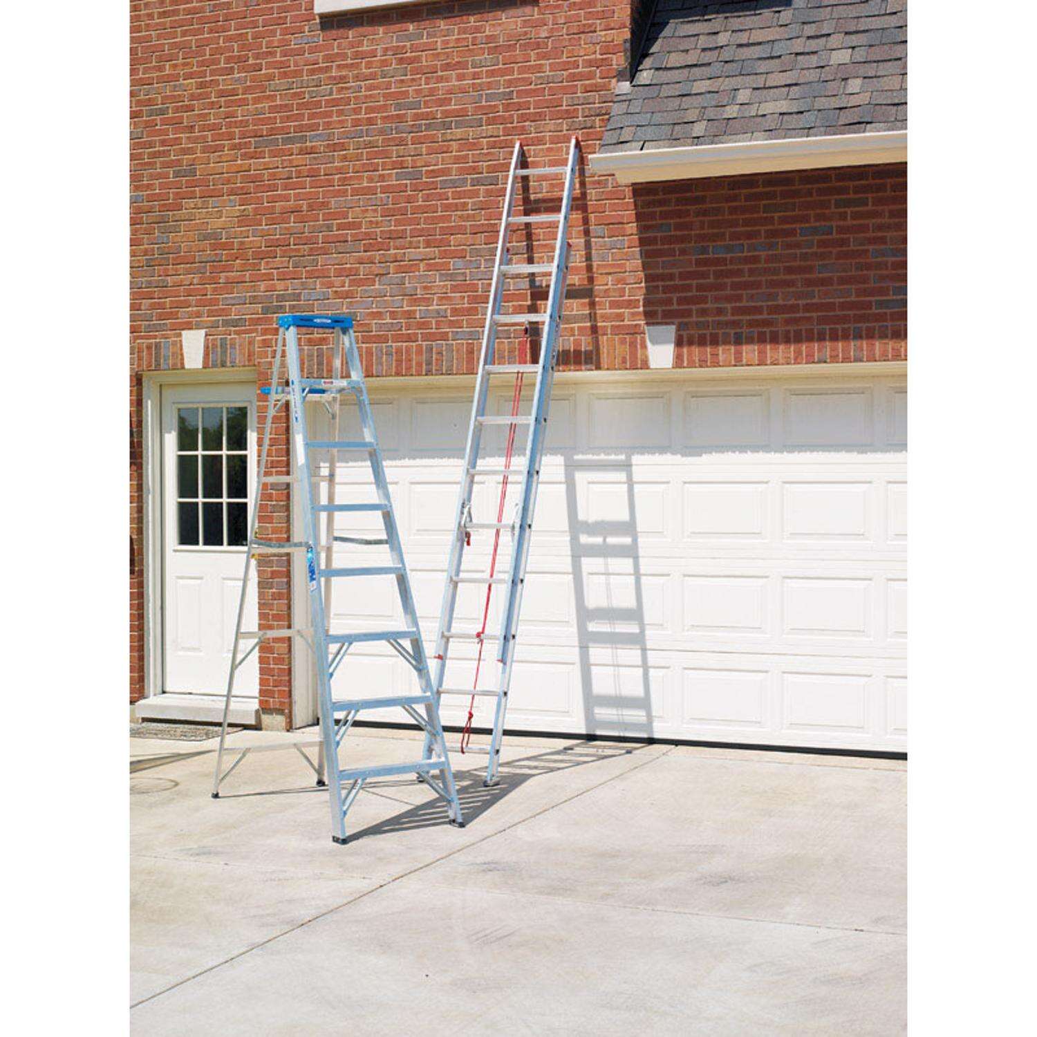 Werner 20-foot Aluminum Extension Ladder Type III 200 lb. capacity