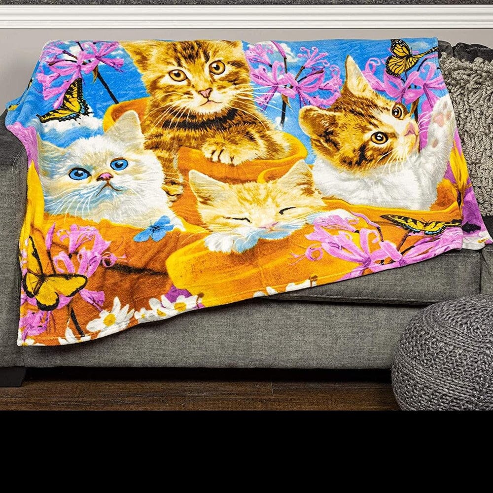 Garden Wonder Kittens Fleece Throw Blanket