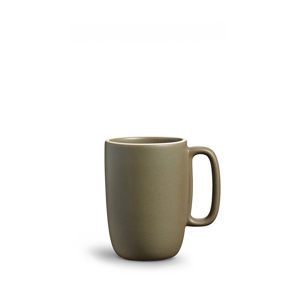 Large Mug – Generous Size for Your Favorite Beverages