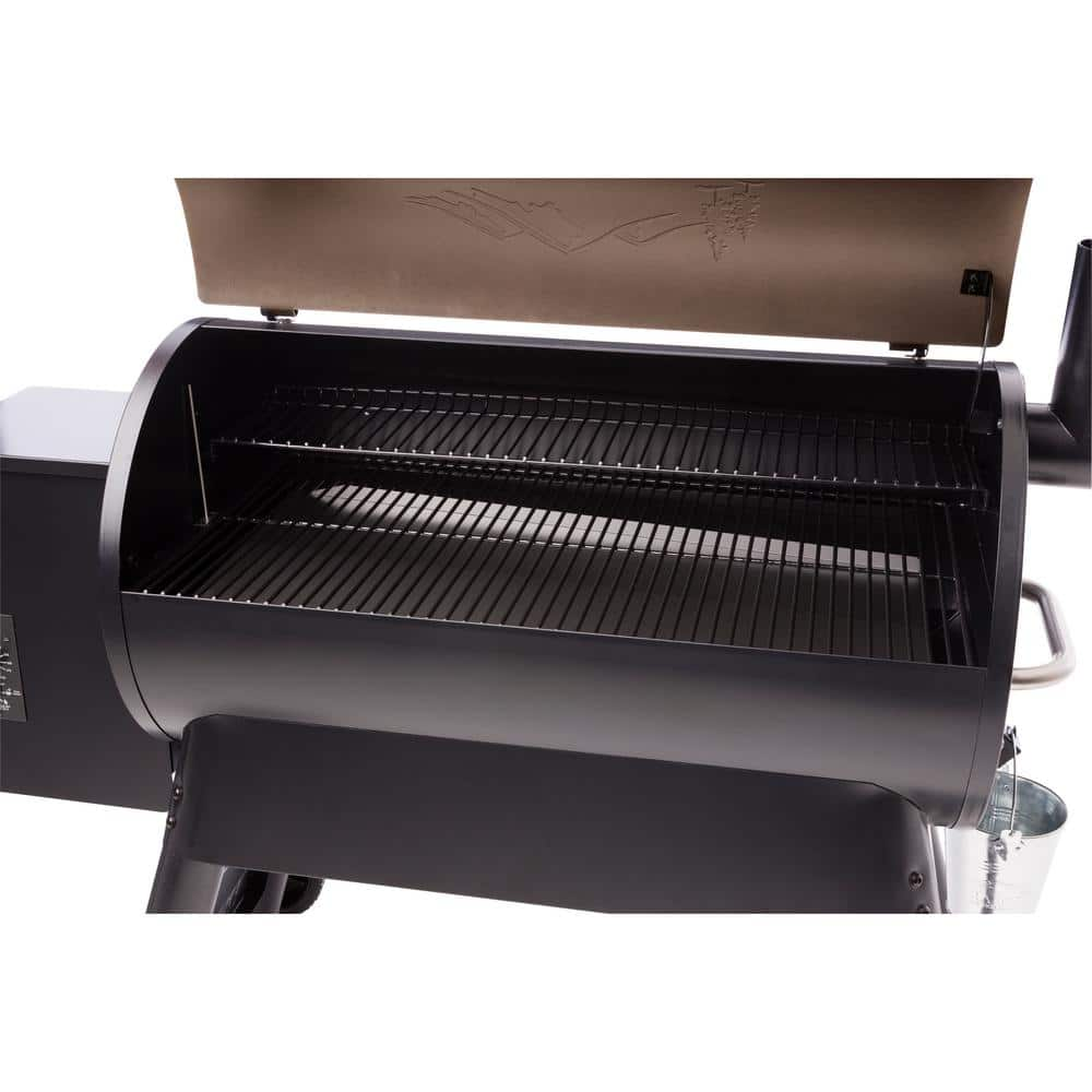 Traeger Pro Series 34 Pellet Grill in Bronze TFB88PZB