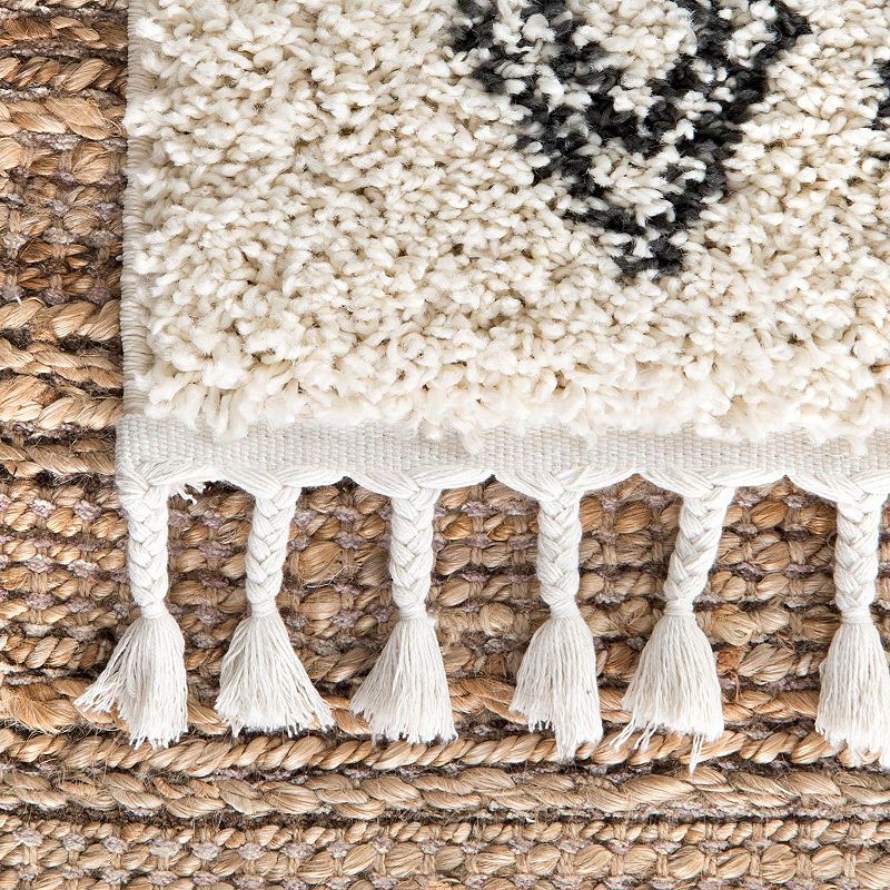 nuLOOM Kayla Moroccan Abstract Tassel Rug