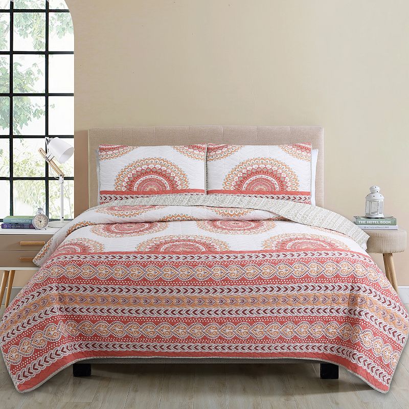 Estate Collection Aimee Quilt Set with Shams