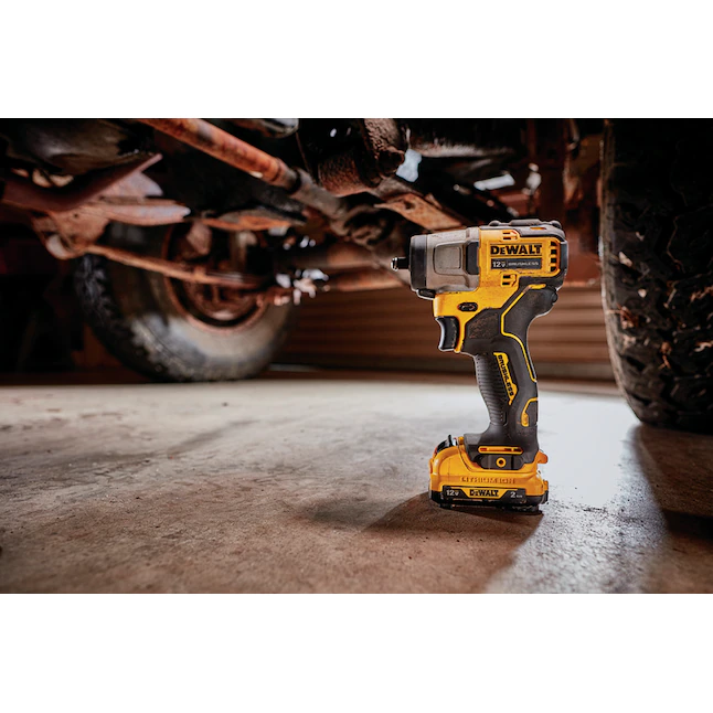 DEWALT DCF902F2 XTREME 12-volt Max Variable Speed Brushless 3/8-in Drive Cordless Impact Wrench (Battery Included)