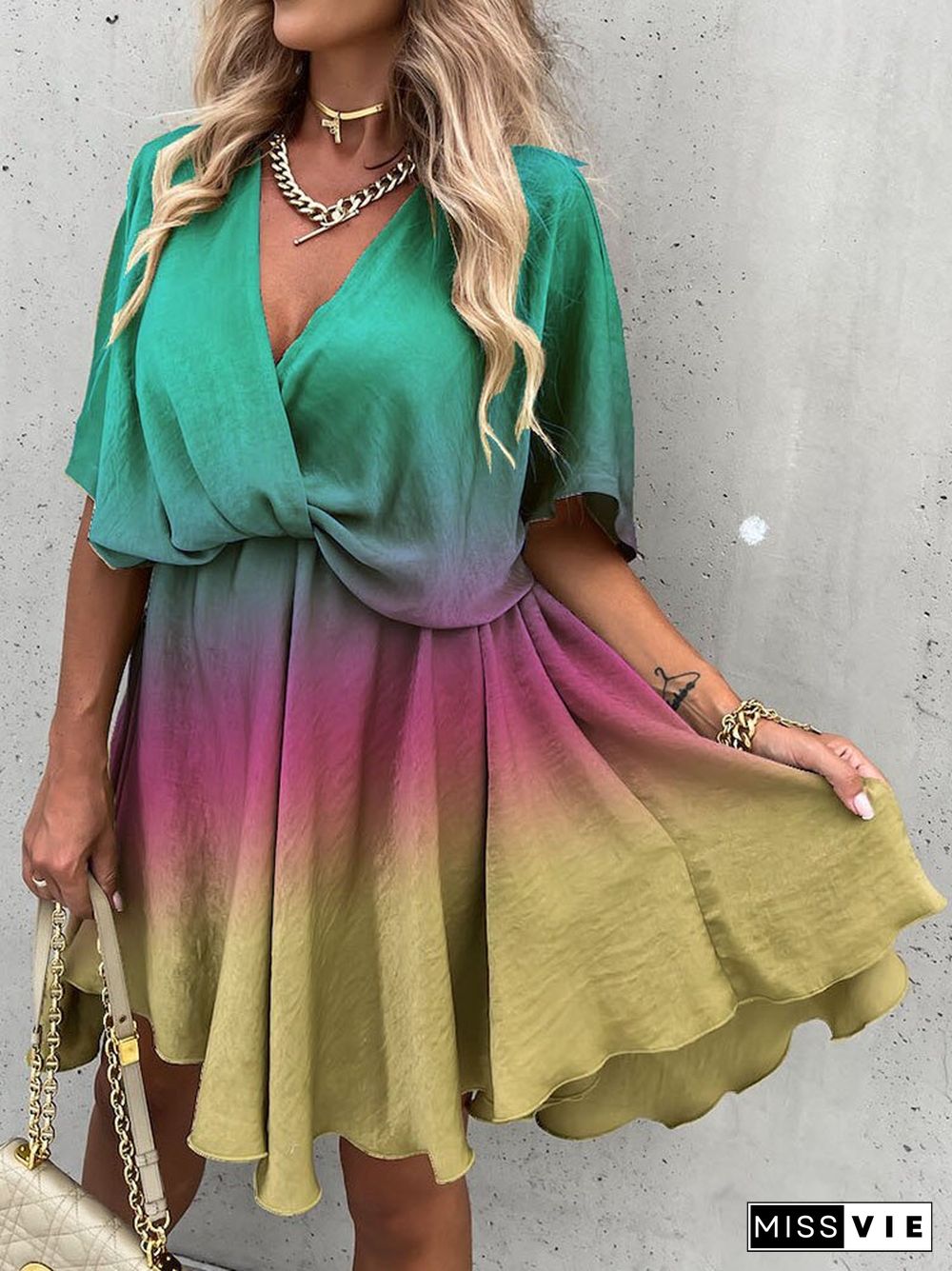 Summer Women Fashion Gradient Mini Dress Elegant Short Sleeve V Neck Loose Pleated Dress Ladies Casual Big Hem Multicolor Dress