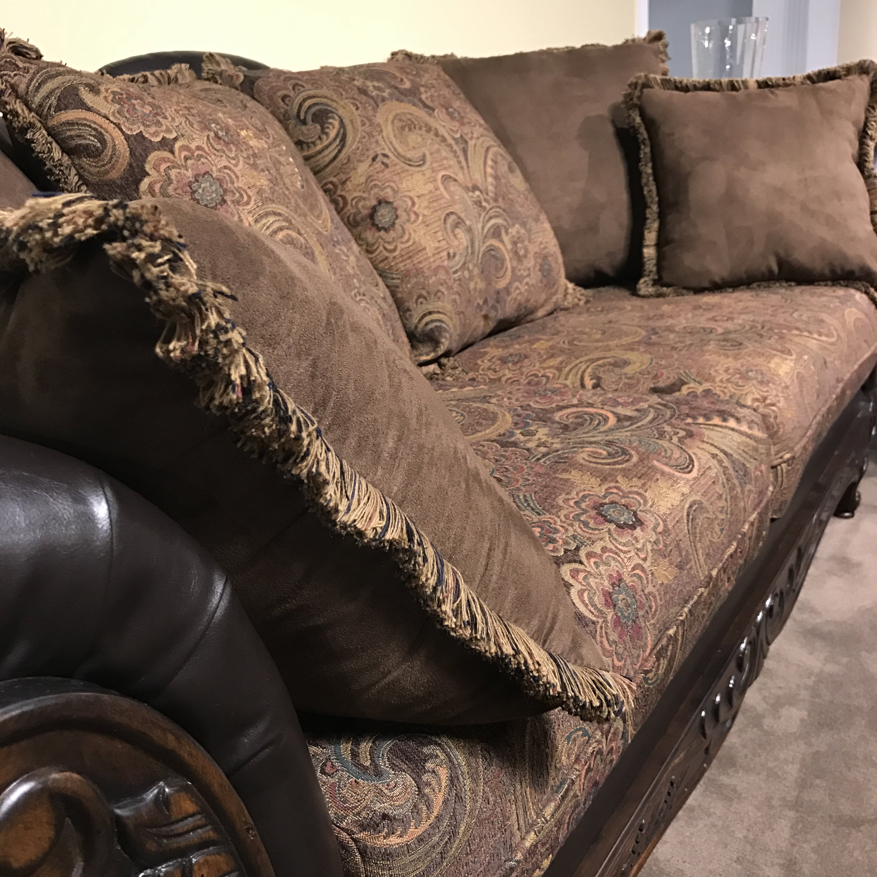 Roundhill Furniture San Marino Traditional Wood Frame Pillow Back Sofa and Loveseat Set, Fabric Upholstery, Chocolate