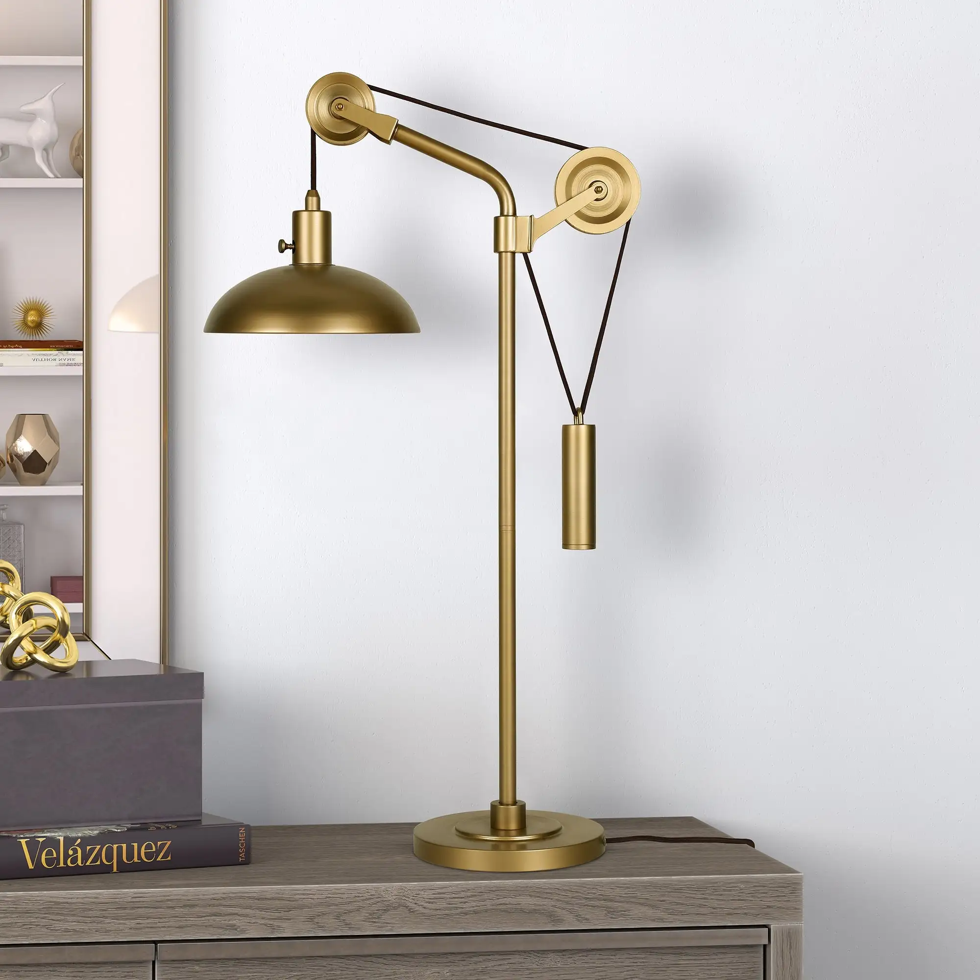 Neo Pulley Table Lamp