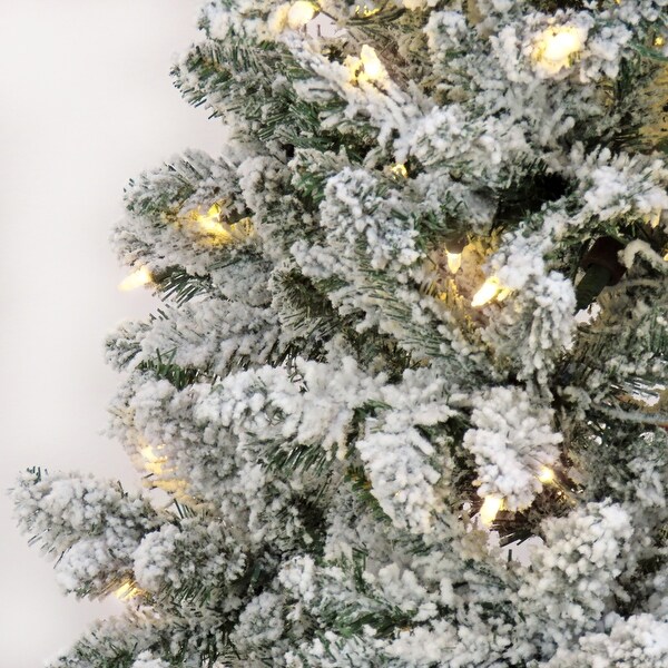 National Tree Company 7.5 ft. Prelit Artificial Snowy Chatham Slim Hinged Tree with PowerConnect™，400 Dual Color® LED LightsU