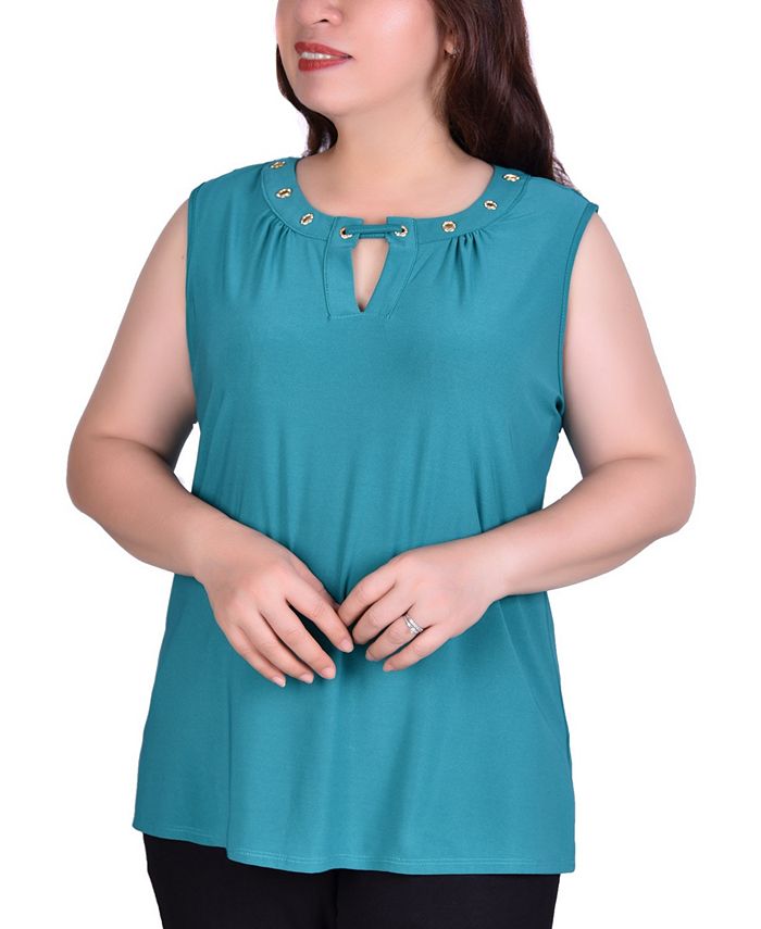 Women's Plus Size Sleeveless Grommeted Top