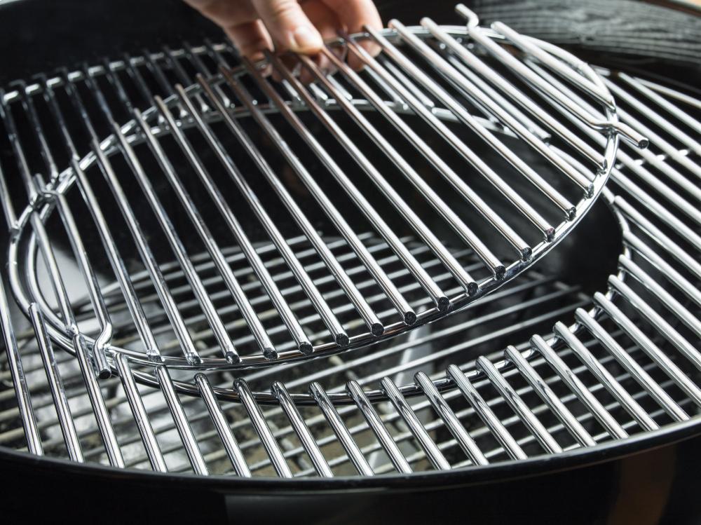 Weber 15301001 Performer® Charcoal Grill - 22 Inch Black