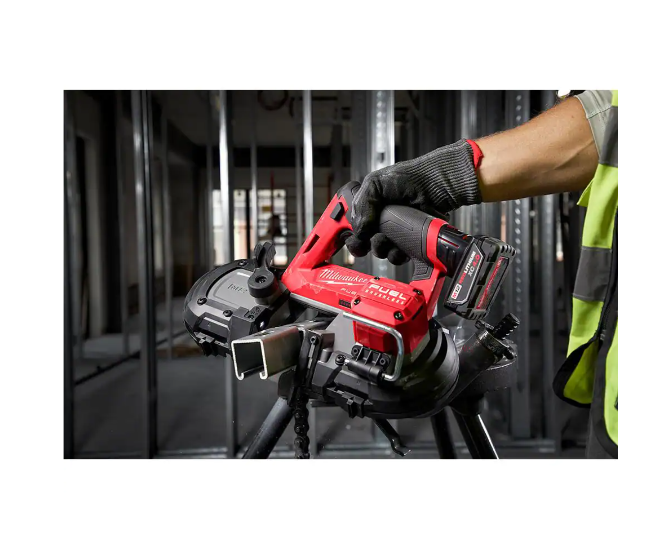 Milwaukee 2529-20-48-39-0631 M12 FUEL 12V Lithium-Ion Cordless Sub-Compact Band Saw with (4) 12/14 TPI Extreme Metal Cutting Band Saw Blades