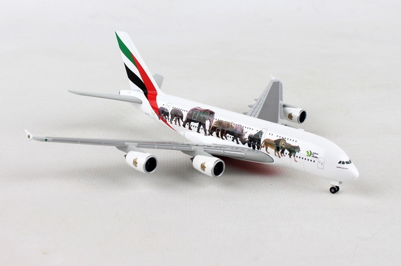 Daron HE531764Herpa Emirates A380 1/500 United For...