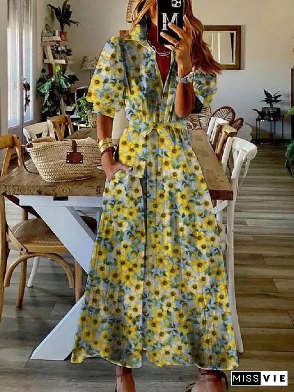 Women's Short Sleeve V-neck Graphic Floral Printed Maxi Dress