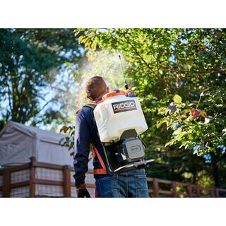 RIDGID 18-Volt Cordless Battery 4 Gal. Backpack Chemical Sprayer with 2.0 Battery and Charger R01501KVNM