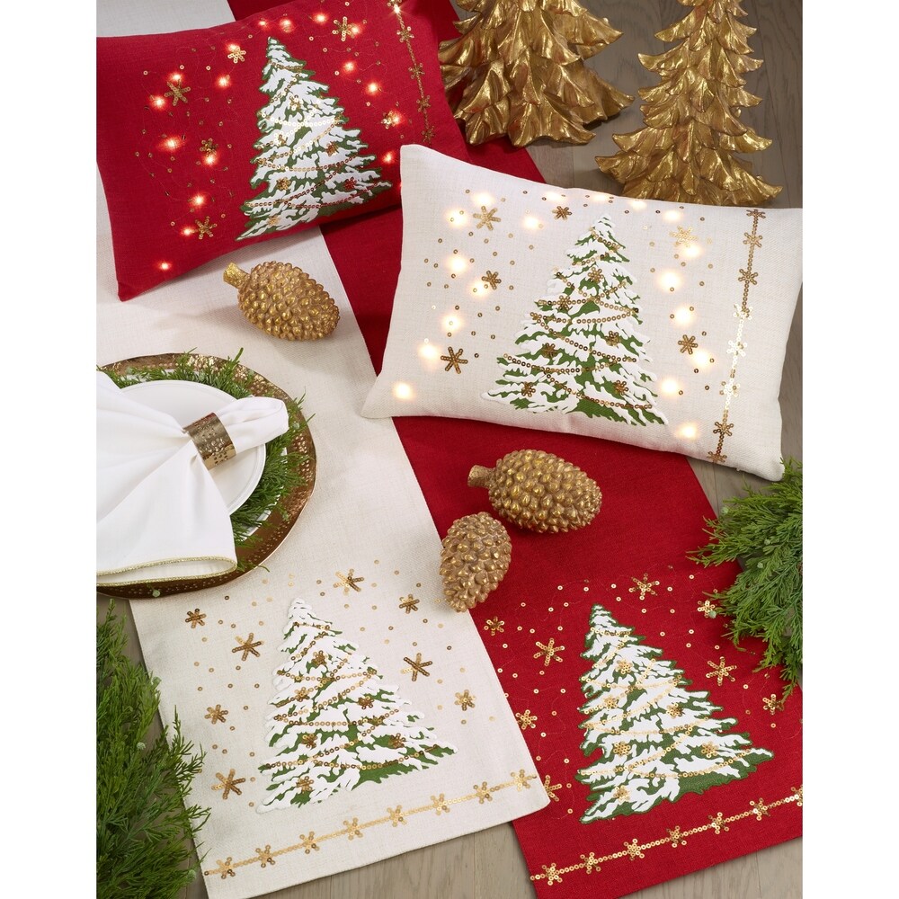 Table Runner with Christmas Tree Design   13\