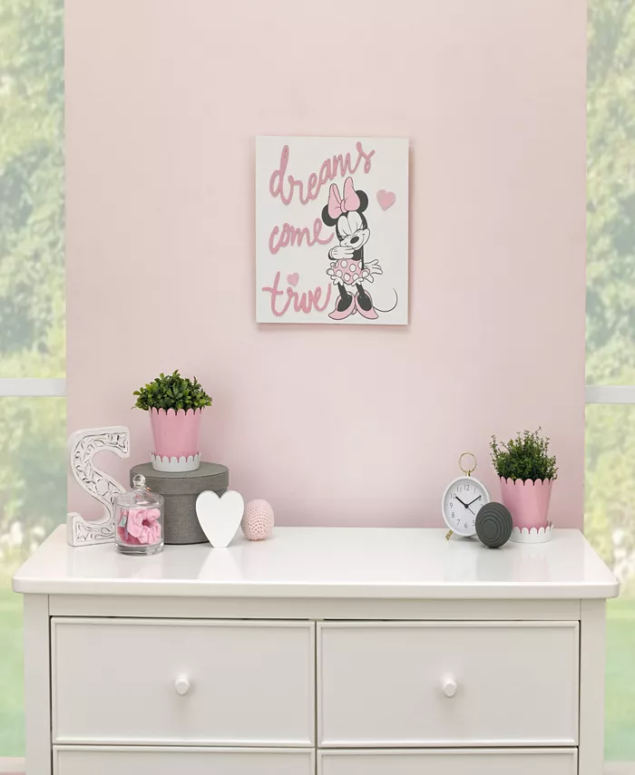 Disney Minnie Mouse Dreams Come True Hearts Wood Wall Decor  14 x 14