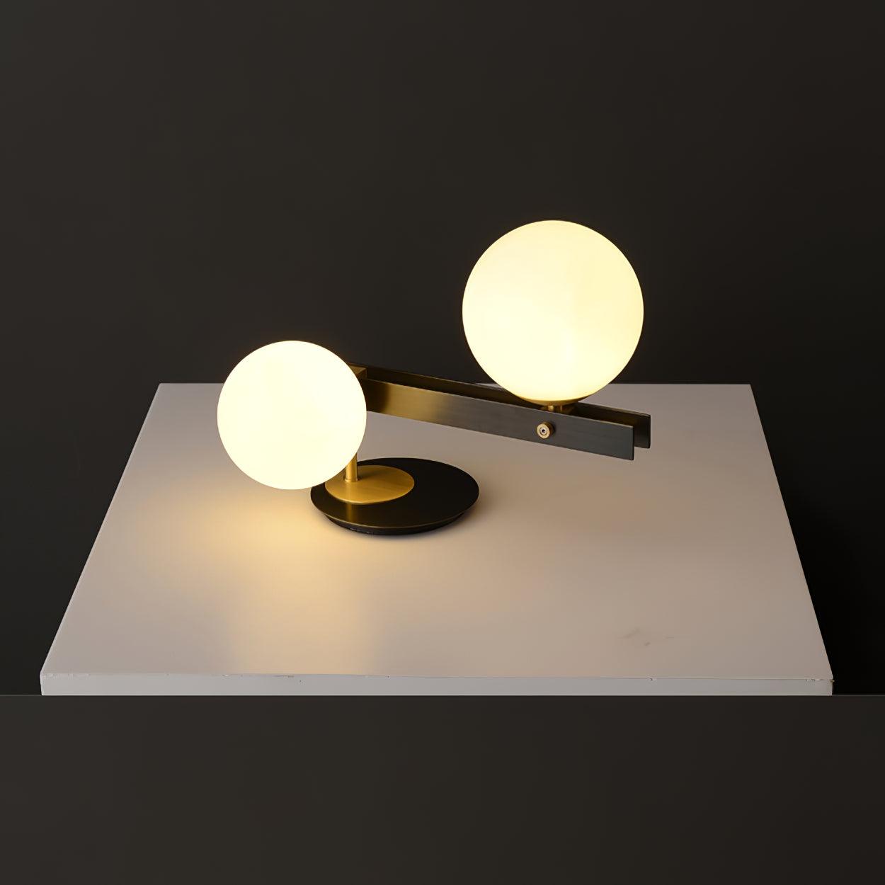 Planeta Table Lamp