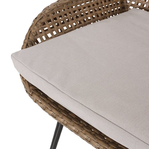 Verano Wicker and Metal Outdoor Barstools with Cushion， Set of 4， Mixed Brown and Beige