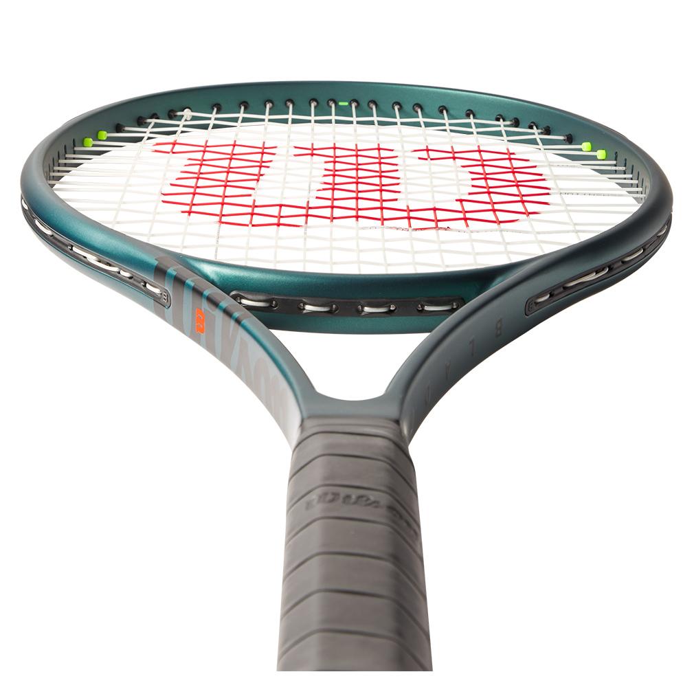 Blade 104 v9.0 Tennis Racquet