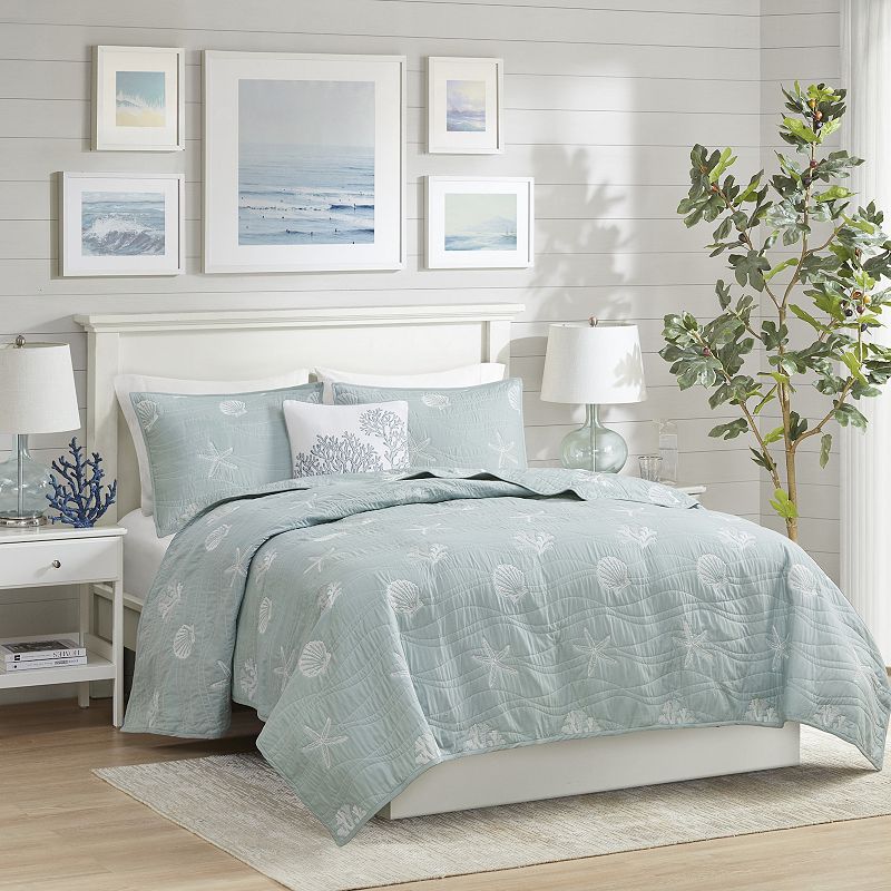 Harbor House Seaside 4-Piece Coastal Cotton Quilt Set with Shams and Throw Pillow