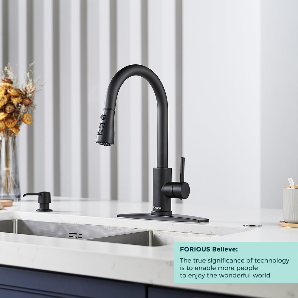 FORIOUS Pull Down Sprayer Kitchen Faucet ，Single Handle Kitchen Sink Faucet ， Matte Black