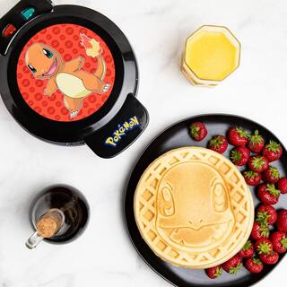 Uncanny Brands Pokemon 900 W 'Charmander' Black American Round Waffle Maker WM1-POK-CHA