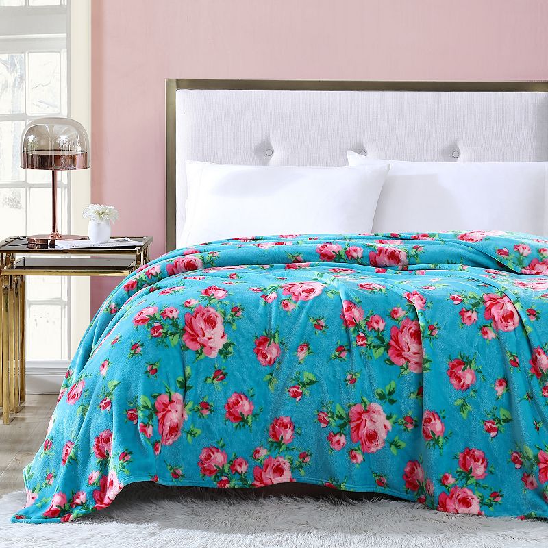 Betsey Johnson Bouquet Day Blanket