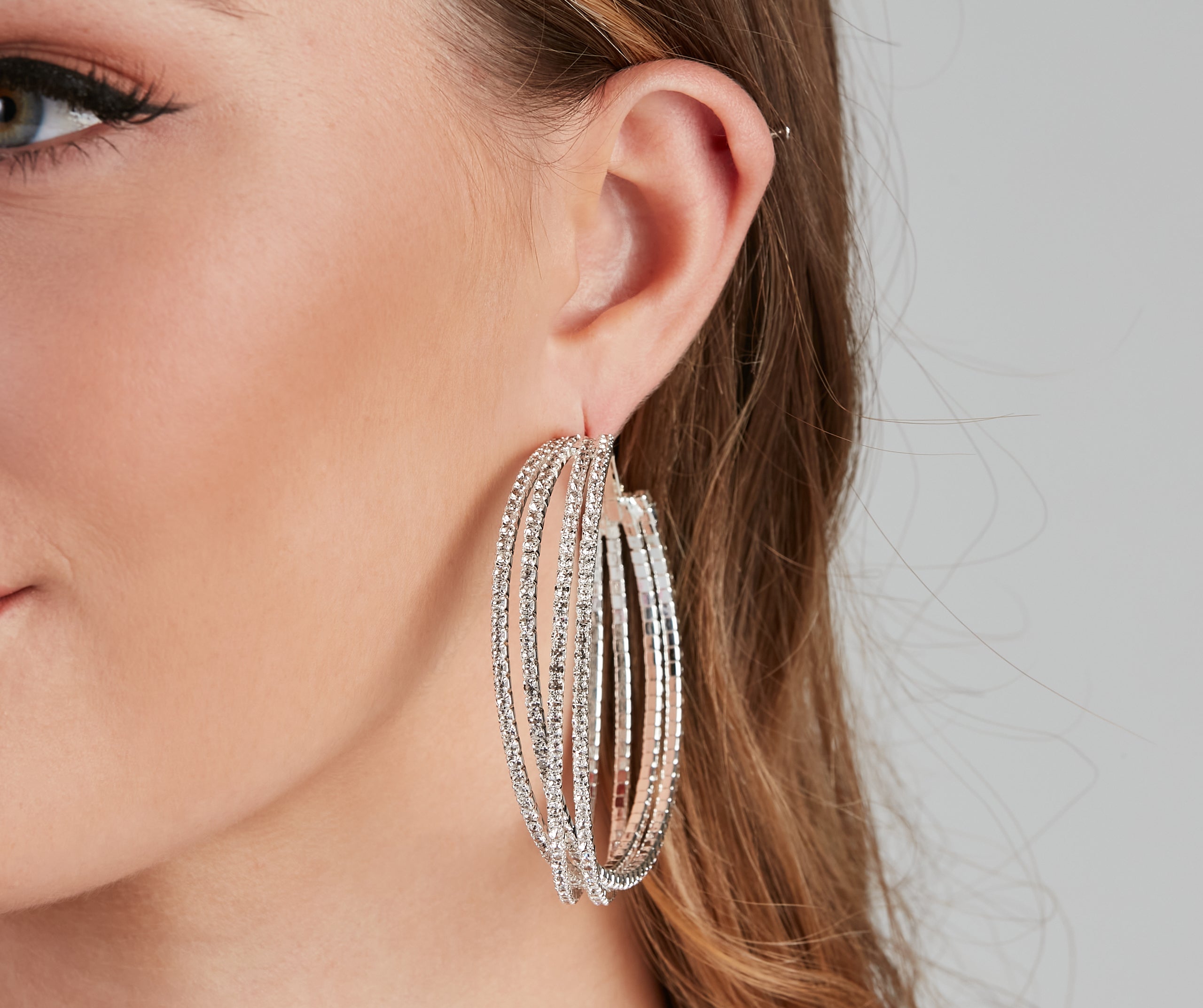 Reign In Shine 4-Row Hoops