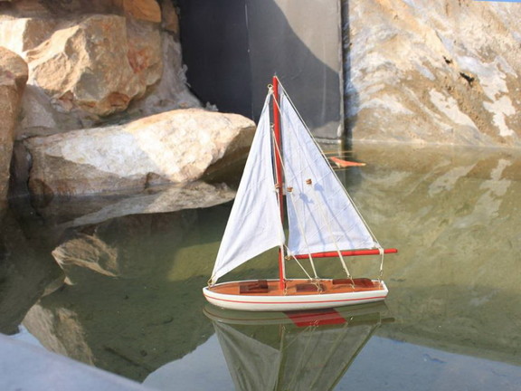 Handcrafted Model Ships Sailboat Red 12 Wooden Dec...