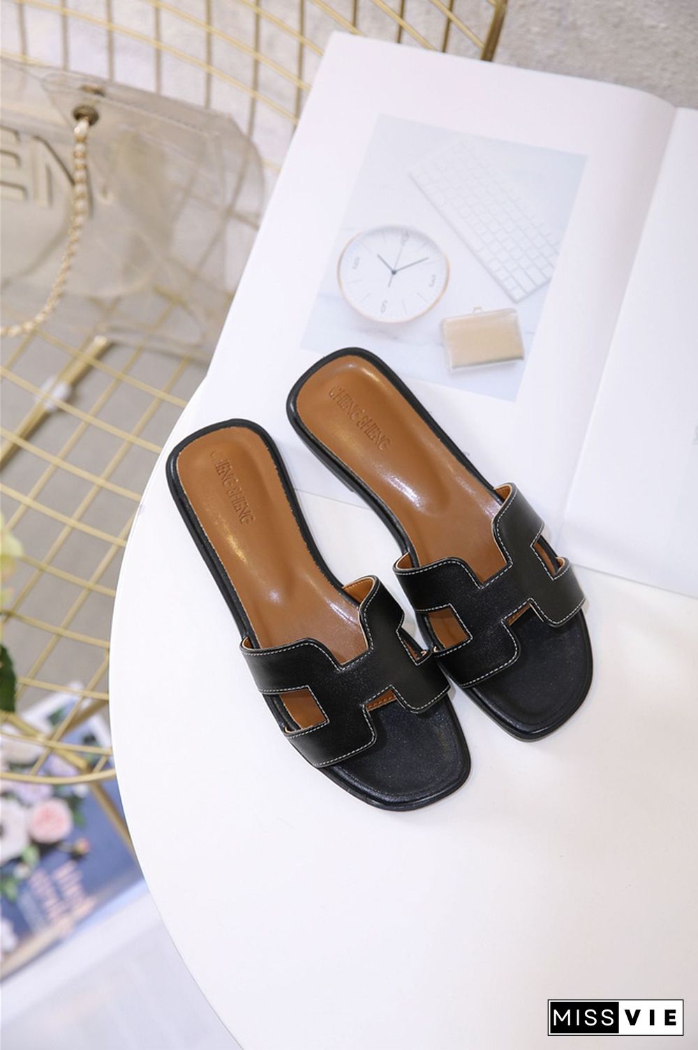 Retro Thin Open Toe Plus Size Beach Flat Sandals