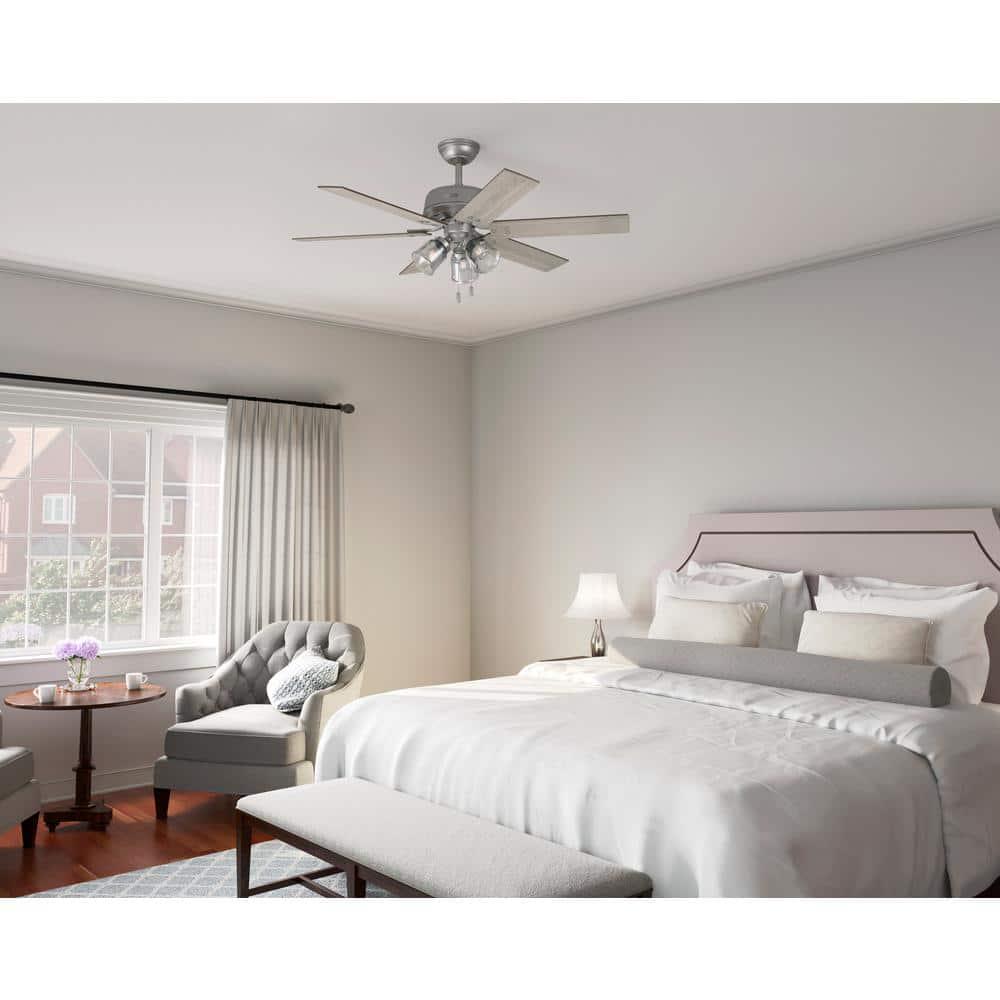 Hunter Hilmouth 52 in Indoor Matte Silver Ceiling Fan with Light