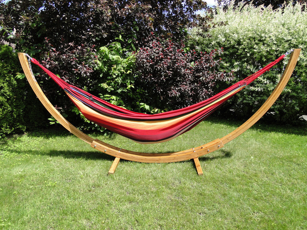 Brazilian Style Double Hammock With Bamboo Stand   Contemporary   Hammocks And Swing Chairs   by Simon Letourneau  Houzz