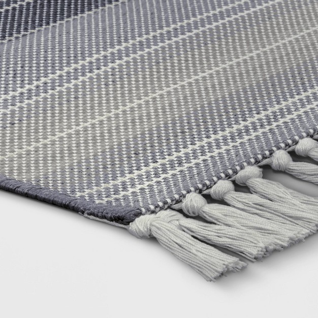 5 x27 X 7 x27 Striped Tapestry Outdoor Rug Gray