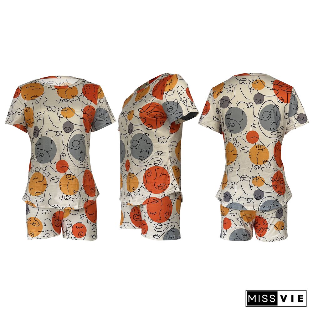 Abstract Printing Short Sleeve T-Shirt Shorts Set