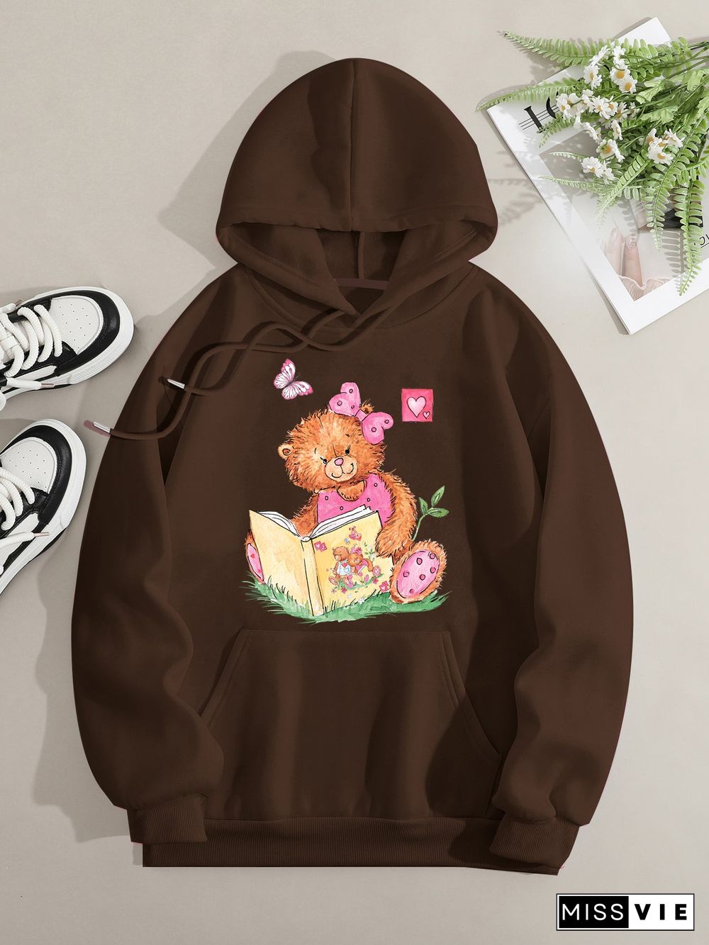 Printed on front Kangaroo Pocket Hoodie Long Sleeve for Women Pattern Pink Bear Reading