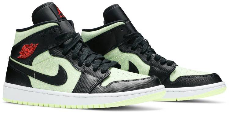 Wmns Air Jordan 1 Mid SE 'Black Barely Volt' CV5276-003