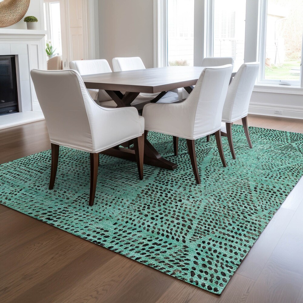 Machine Washable Indoor/ Outdoor Chantille Contemporary Diamonds Rug