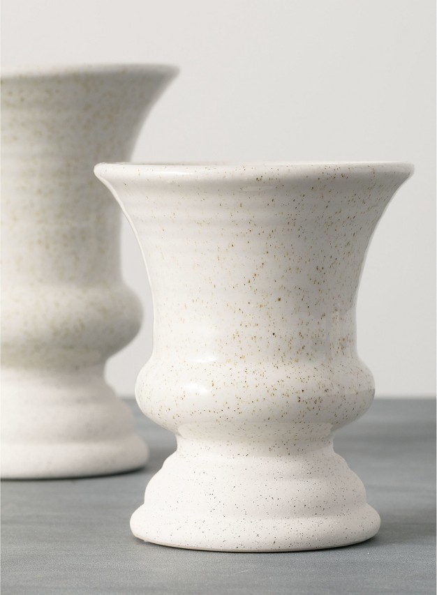 Shopsmaniay Set Of 2 Ceramic Vases 8 quot h amp 6 quot h Off white