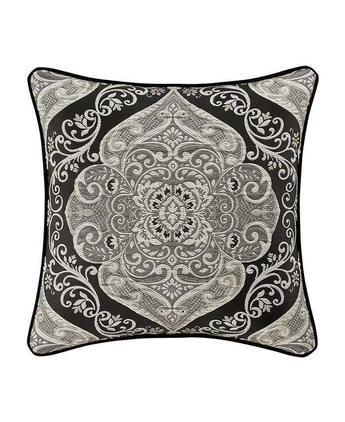 J Queen New York Vera Decorative Pillow， 20