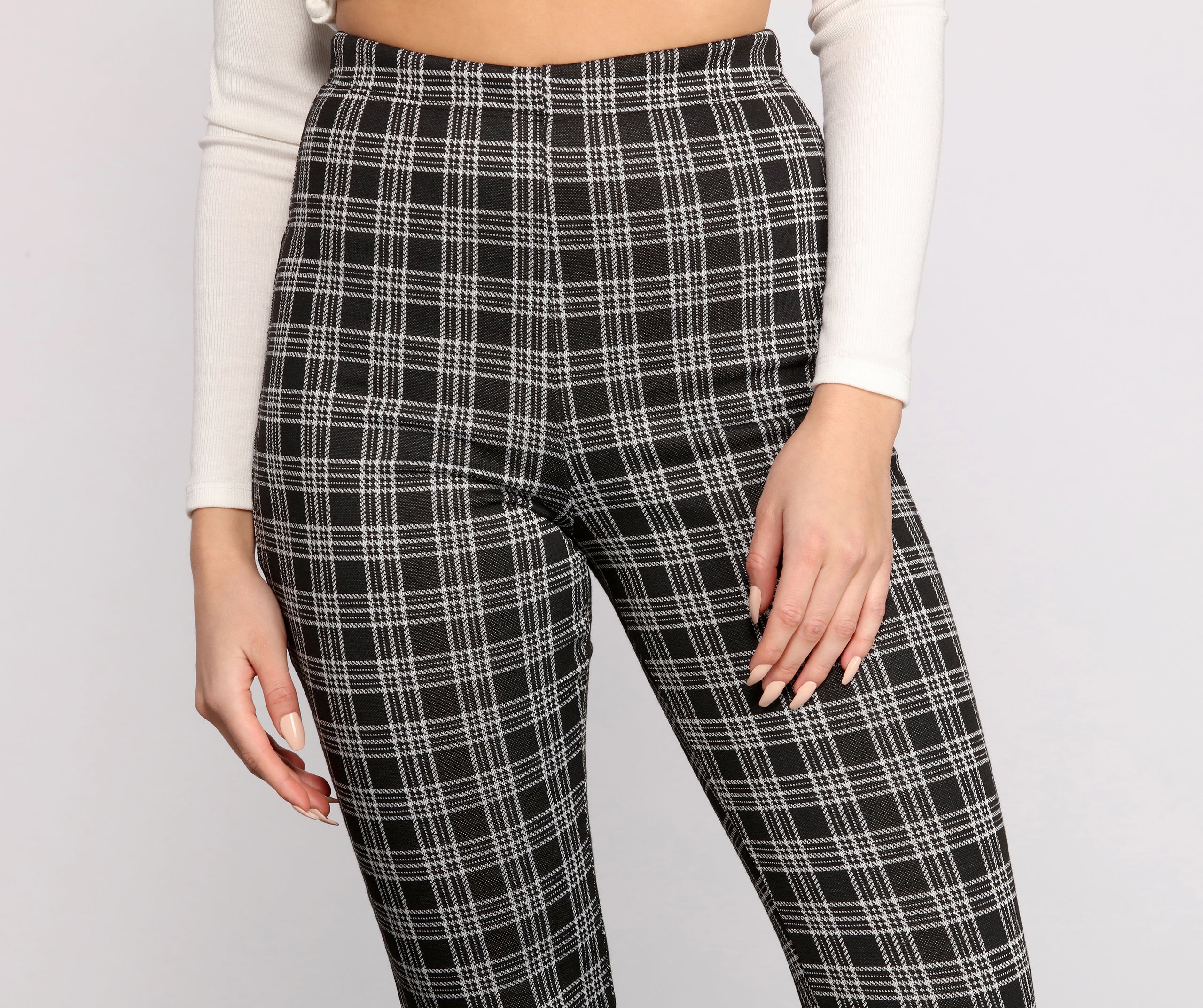 Preppy Plaid Skinny Pants